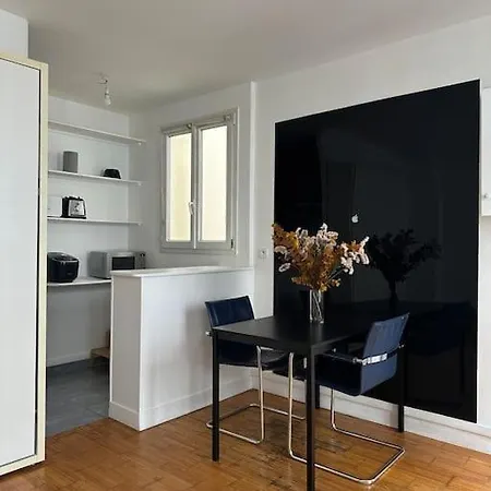 Studio Accote Place Des Vosges Apartment *