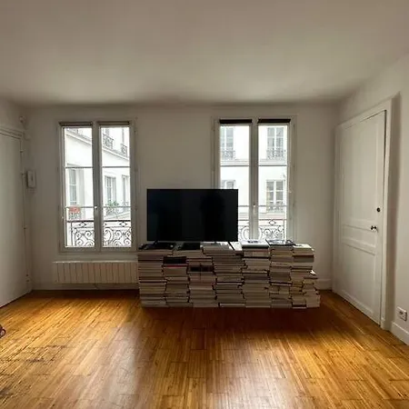 Studio Accote Place Des Vosges Apartment