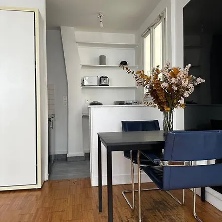 Appartement Studio Accote Place Des Vosges Paris
